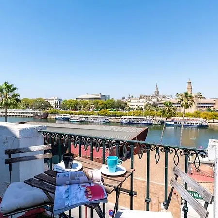 Atico Con Vistas A La Torre Del Oro Y Catedral By Thegoodtourist Sevilla