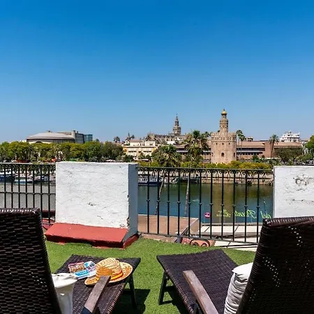 Atico Con Vistas A La Torre Del Oro Y Catedral By Thegoodtourist Apartamento Sevilla