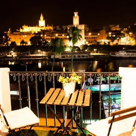 Atico Con Vistas A La Torre Del Oro Y Catedral By Thegoodtourist Sevilla
